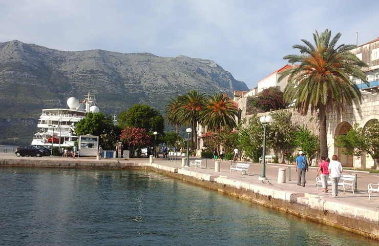 Large korcula